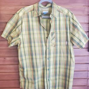 Columbia Sportswear shirt Med Omni-wick